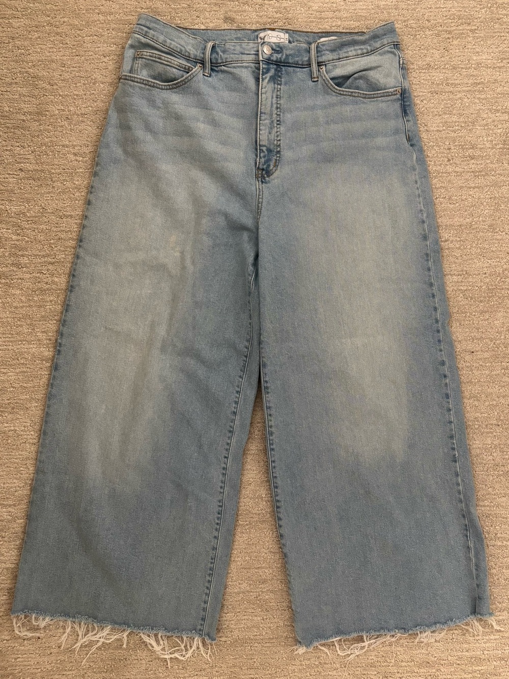Wide-Leg Light Wash Jeans